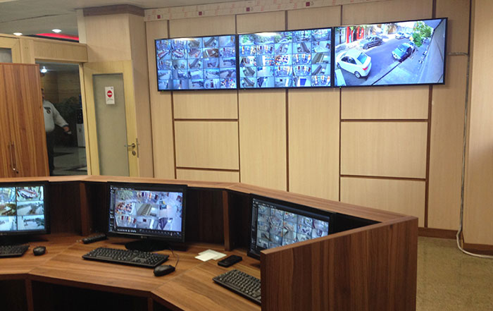 اتاق کنترل نظارت تصویری